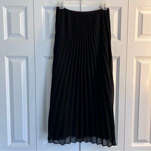 Black Pleated Skirt BABATON Aritzia